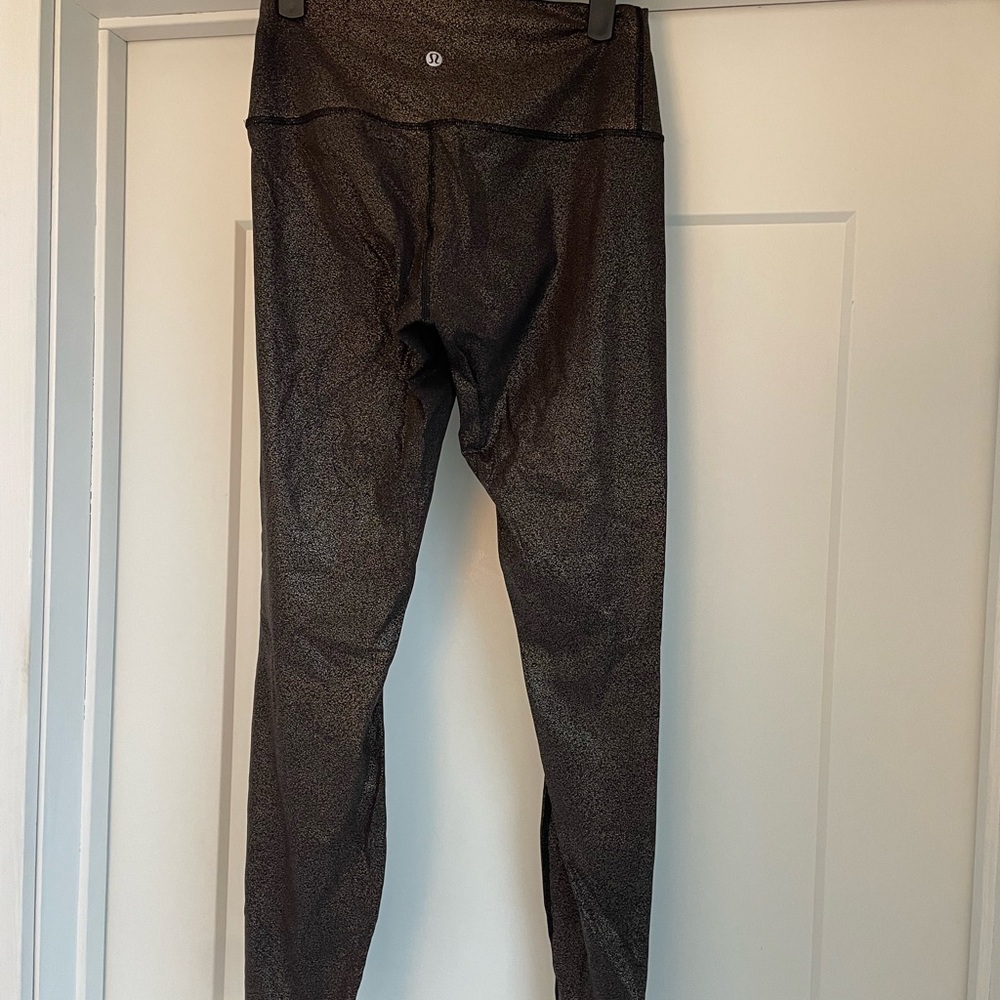 Lululemon Wunder Under Leggings - Picture 2 of 4